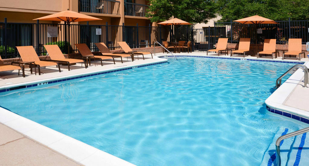 Courtyard By Marriott Dallas Richardson At Spring Valley Exterior photo